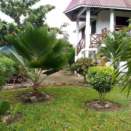 Sea Breeze Villas Kenya Diani Beach Kültér fotó